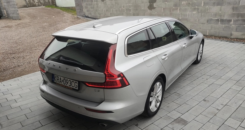 Volvo V60 cena 98277 przebieg: 133000, rok produkcji 2018 z Międzyrzecz małe 742